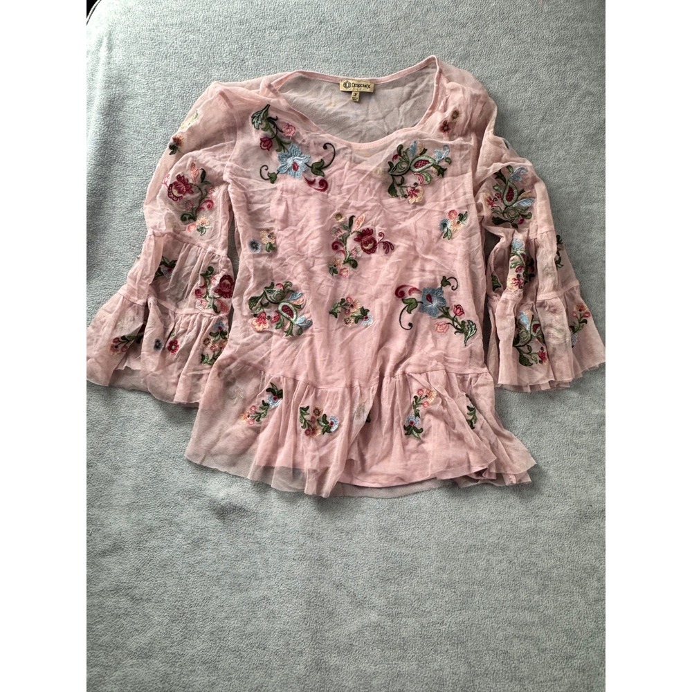 Democracy Pink Mesh Floral Embroidered Bell Sleeve Peplum Top Blouse Medium‎